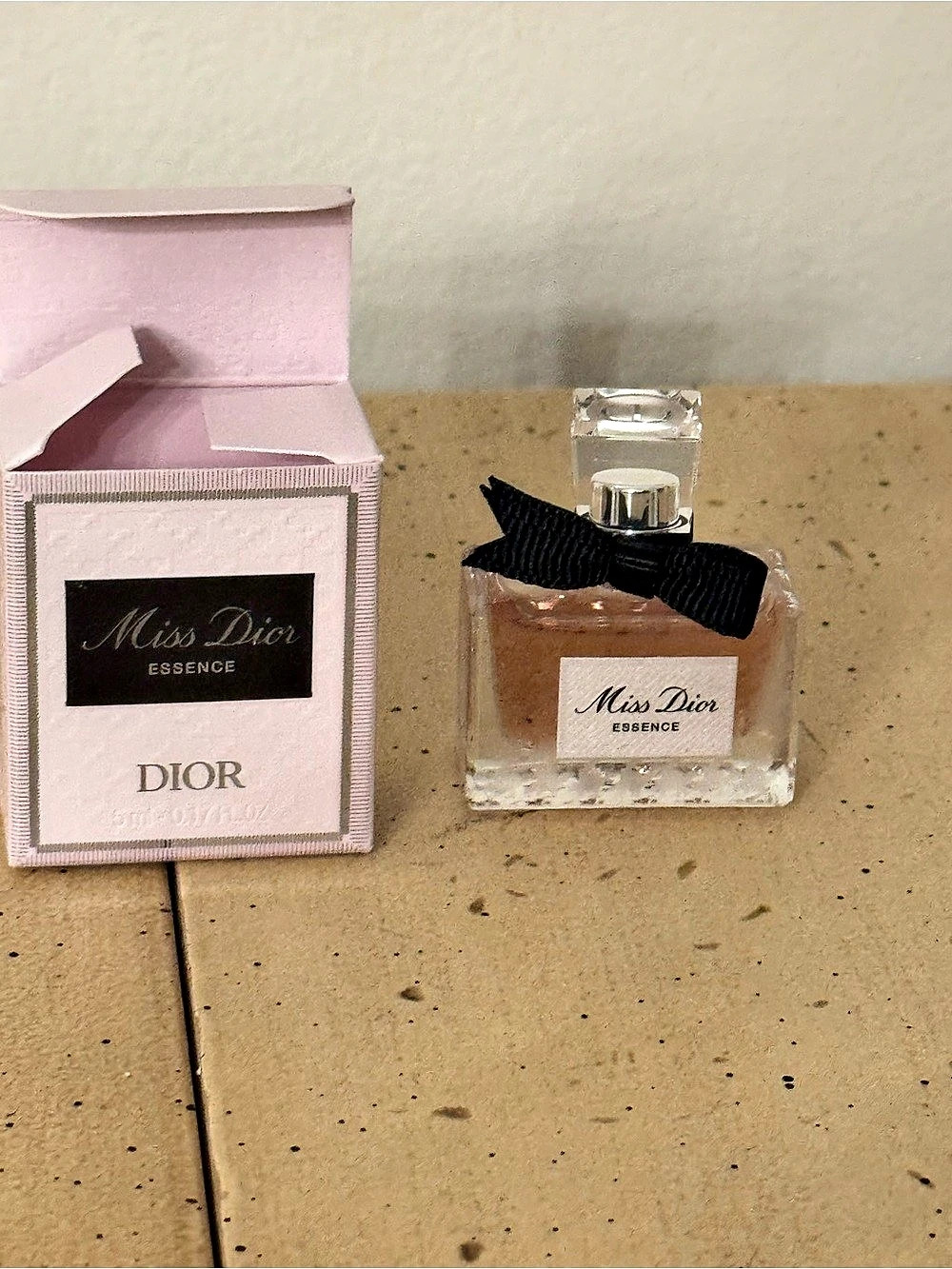 Dior Miss Dior Essence Perfume in Pink NWT